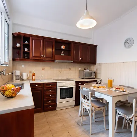 Vicolo Appartmenti Locali *
